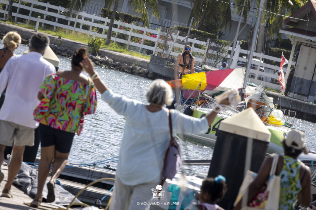 Arrivée d'Antoine Ouvrard-Lanet dans la marina de Saint-François